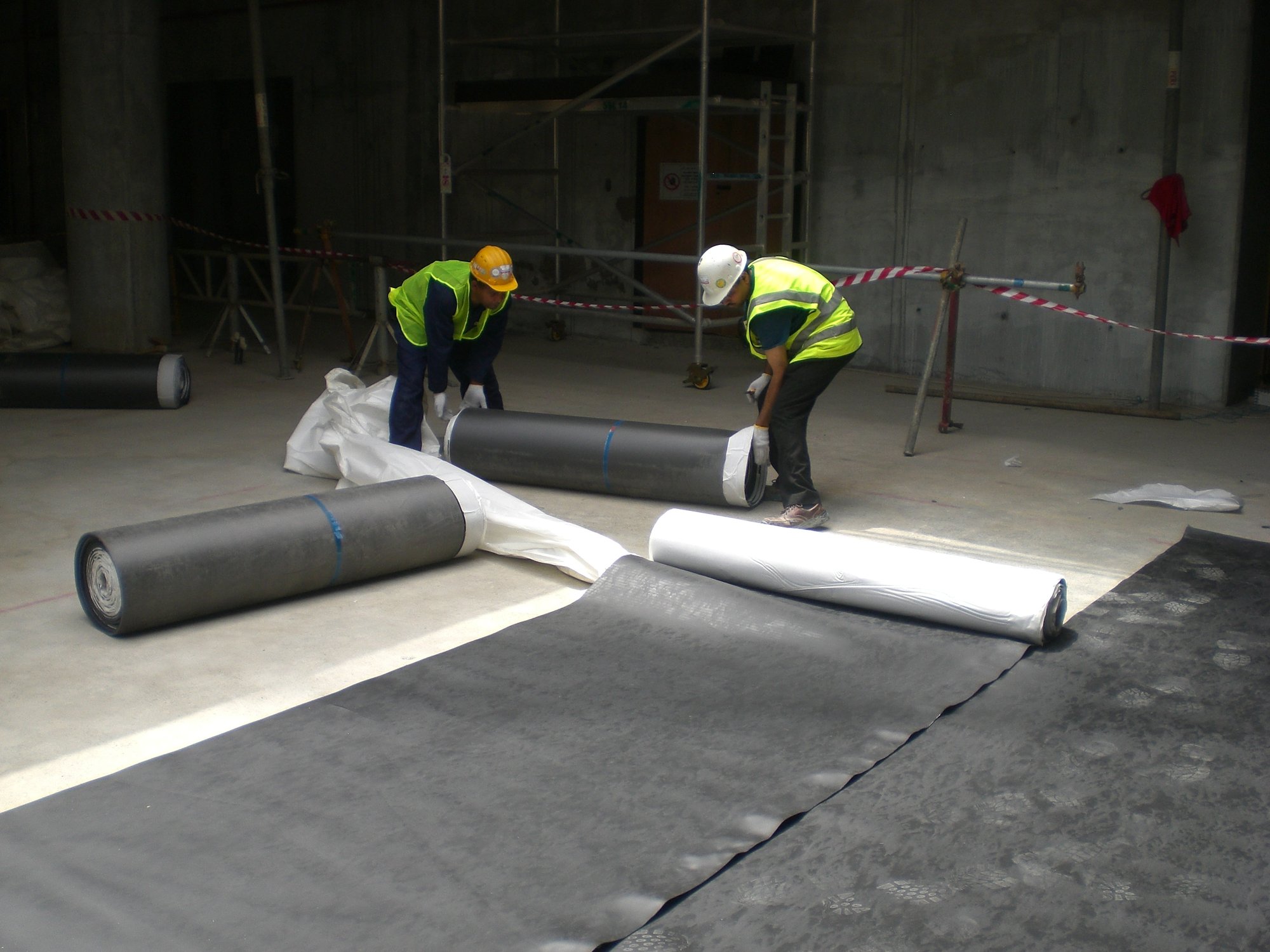 concrete-screed insulation